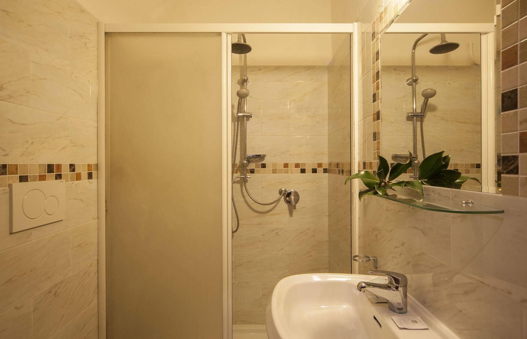 Hotel Fani Флоренция Экстерьер фото